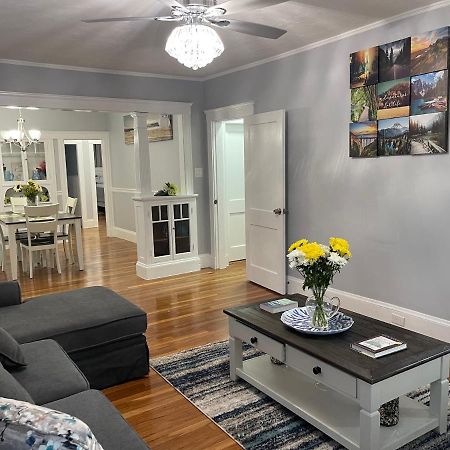 Boston Luxury Condo Style Rooms Exterior foto